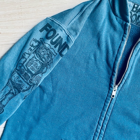 Free City Custom Hoodie S - Picture 5 of 8